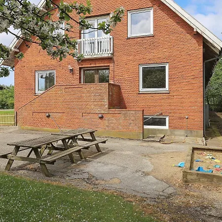 בית נופש Rustic Retreat In Gettrup - By Traum *